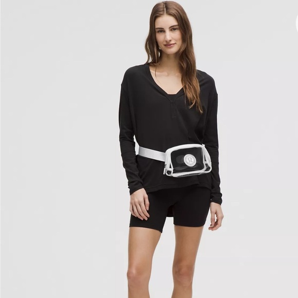 Everywhere belt bag NWT 1L Clear - Picture 2 of 4